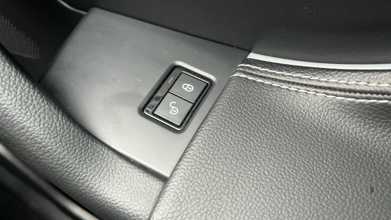 Jaguar F-Pace 2.0d R-Sport 5dr Auto AWD Diesel Estate